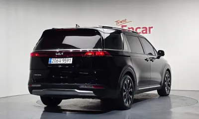 Kia Canival 2023, 57236 км, за 17915.32 USD