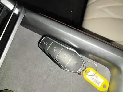 BYD Seal 07 DM-i 2024, 20900 км, за 16408.43 USD - фото 9