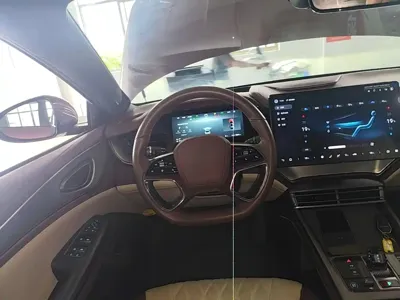 BYD Seal 07 DM-i 2024, 20900 км, за 16408.43 USD - фото 11