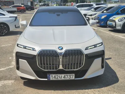 BMW 7-Series · 2024 год