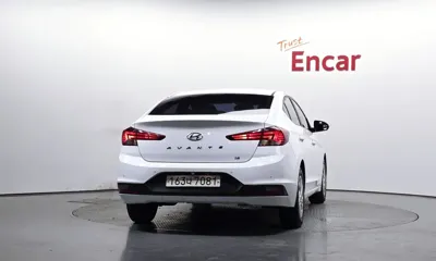 Hyundai Avante 2019, 144841 км, за 5170.52 USD
