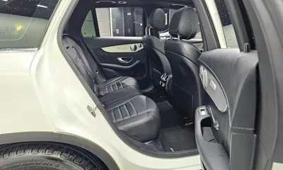 Mercedes-Benz GLC-Class 2018, 49188 км, за 21333.86 USD - фото 12