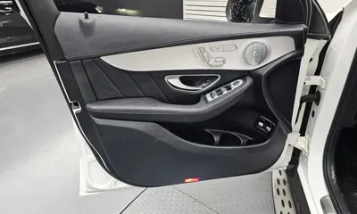 Mercedes-Benz GLC-Class 2018, 49188 км, за 21333.86 USD - фото 24
