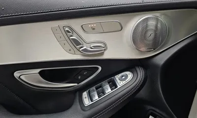Mercedes-Benz GLC-Class 2018, 49188 км, за 21333.86 USD - фото 32