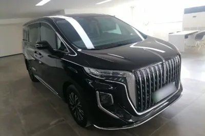 Hongqi HQ9 PHEV 2024, 21100 км, за 36811 USD