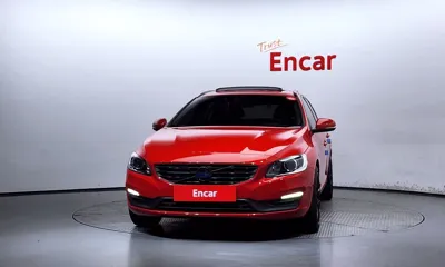 Volvo V60 2018, 101447 км, за 6291.39 USD