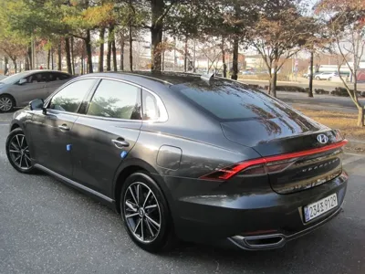 Hyundai Grandeur 2020, 96400 км, за 13615.64 USD - фото 6