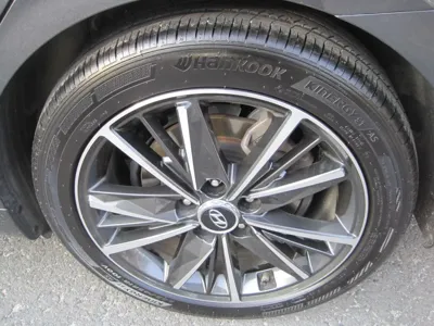 Hyundai Grandeur 2020, 96400 км, за 13615.64 USD - фото 19