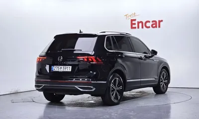 Volkswagen Tiguan 2021, 211158 км, за 13329.44 USD