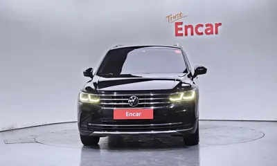 Volkswagen Tiguan 2021, 211158 км, за 13329.44 USD