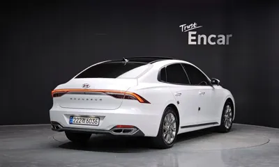 Hyundai Grandeur 2020, 112423 км, за 17907.14 USD
