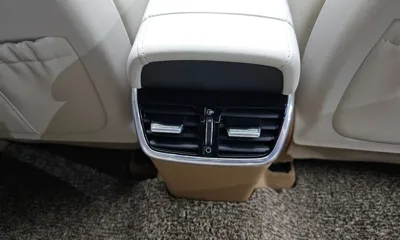 Hyundai Grandeur 2020, 112423 км, за 17907.14 USD - фото 39