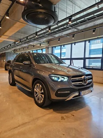 Mercedes-Benz GLE-Class 2023, 20000 км, за 54839.77 USD