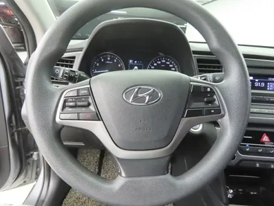 Hyundai Avante 2018, 92559 км, за 6039.12 USD - фото 13