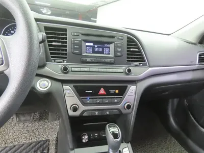 Hyundai Avante 2018, 92559 км, за 6039.12 USD - фото 14