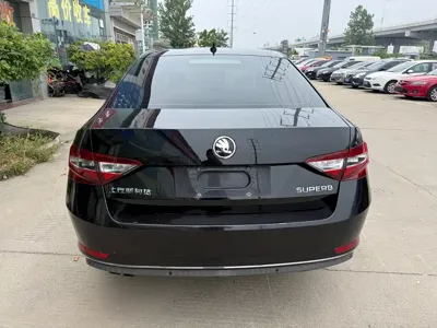 Skoda Superb 2017, 113000 км, за 5665.48 USD