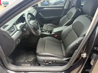 Skoda Superb 2017, 113000 км, за 5665.48 USD - фото 7