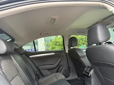 Skoda Superb 2017, 113000 км, за 5665.48 USD - фото 14