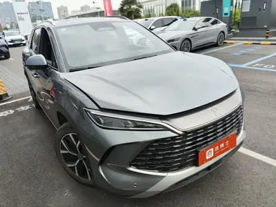 BYD L DM-i 2025, 5600 км, за 17651.64 USD