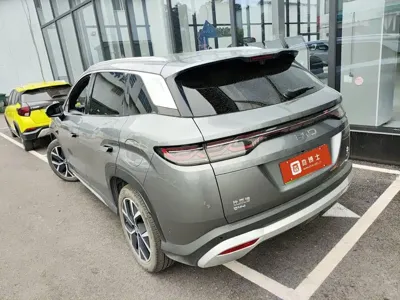 BYD L DM-i 2025, 5600 км, за 17651.64 USD