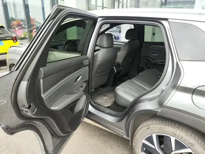 BYD L DM-i 2025, 5600 км, за 17651.64 USD - фото 6