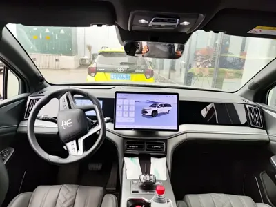 BYD L DM-i 2025, 5600 км, за 17651.64 USD - фото 7