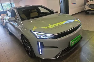 Geely Galaxy L6 2024, 20900 км, за 12947 USD