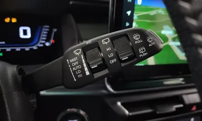 KG_Mobility_Ssangyong Torres 2023, 33437 км, за 13543.98 USD - фото 16