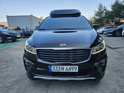 Kia Canival · 2020 год