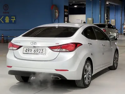 Hyundai Avante 2014, 86208 км, за 4527.69 USD