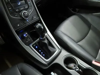 Hyundai Avante 2014, 86208 км, за 4521.21 USD - фото 13