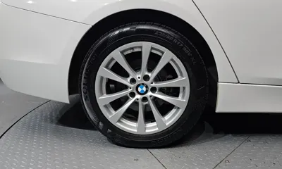 BMW 3-Series 2017, 115331 км, за 7271.29 USD