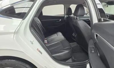 Hyundai Sonata 2022, 112169 км, за 9507.76 USD - фото 12