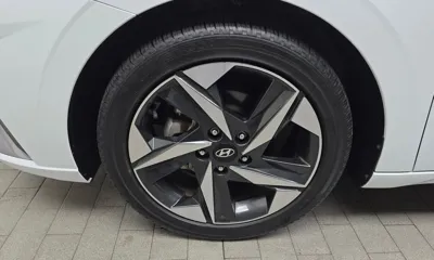 Hyundai Avante 2023, 25448 км, за 15827.8 USD