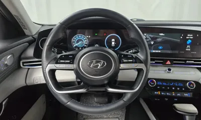 Hyundai Avante 2023, 25448 км, за 15827.8 USD - фото 13