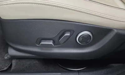 Genesis GV70 2025, 6574 км, за 33502.5 USD - фото 31