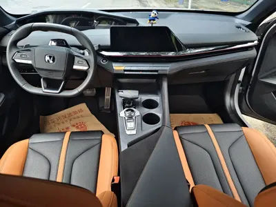 Changan UNI-V 2024, 15000 км, за 9975.09 USD
