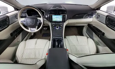 Lincoln Continental 2018, 66420 км, за 15570.04 USD - фото 7