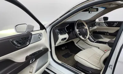 Lincoln Continental 2018, 66420 км, за 15570.04 USD - фото 10