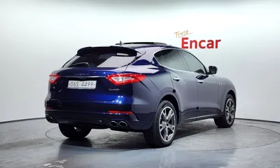 Maserati Levante 2017, 120255 км, за 18169.8 USD