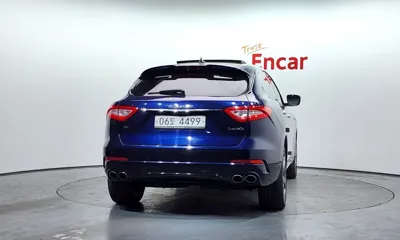 Maserati Levante 2017, 120255 км, за 18169.8 USD