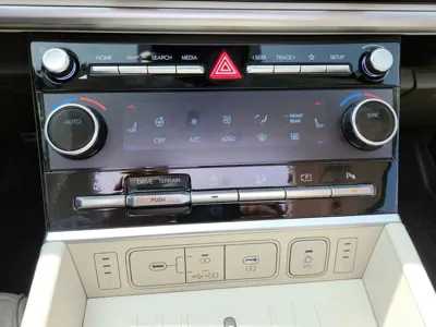 Hyundai Santafe 2024, 86328 км, за 24028.12 USD - фото 19