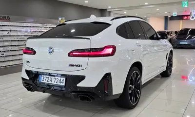 BMW X4 2025, 7827 км, за 50351.33 USD
