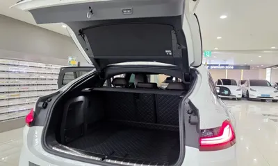 BMW X4 2025, 7827 км, за 50315.27 USD - фото 7