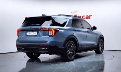 Ford Explorer 2025, 7261 км, за 33493.16 USD