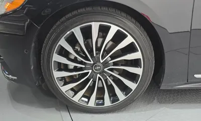 Lincoln Continental 2019, 53140 км, за 16195.15 USD