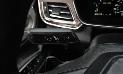 Lincoln Continental 2019, 53140 км, за 16195.15 USD - фото 20