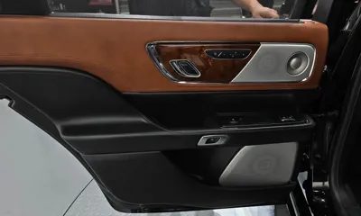 Lincoln Continental 2019, 53140 км, за 16195.15 USD - фото 25