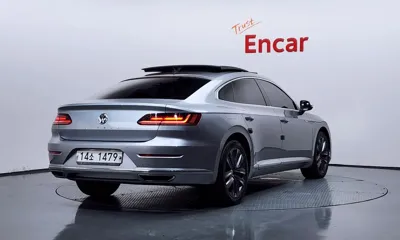 Volkswagen Arteon 2018, 69880 км, за 12945.63 USD
