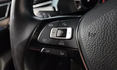 Volkswagen Arteon 2018, 69880 км, за 12936.35 USD - фото 15